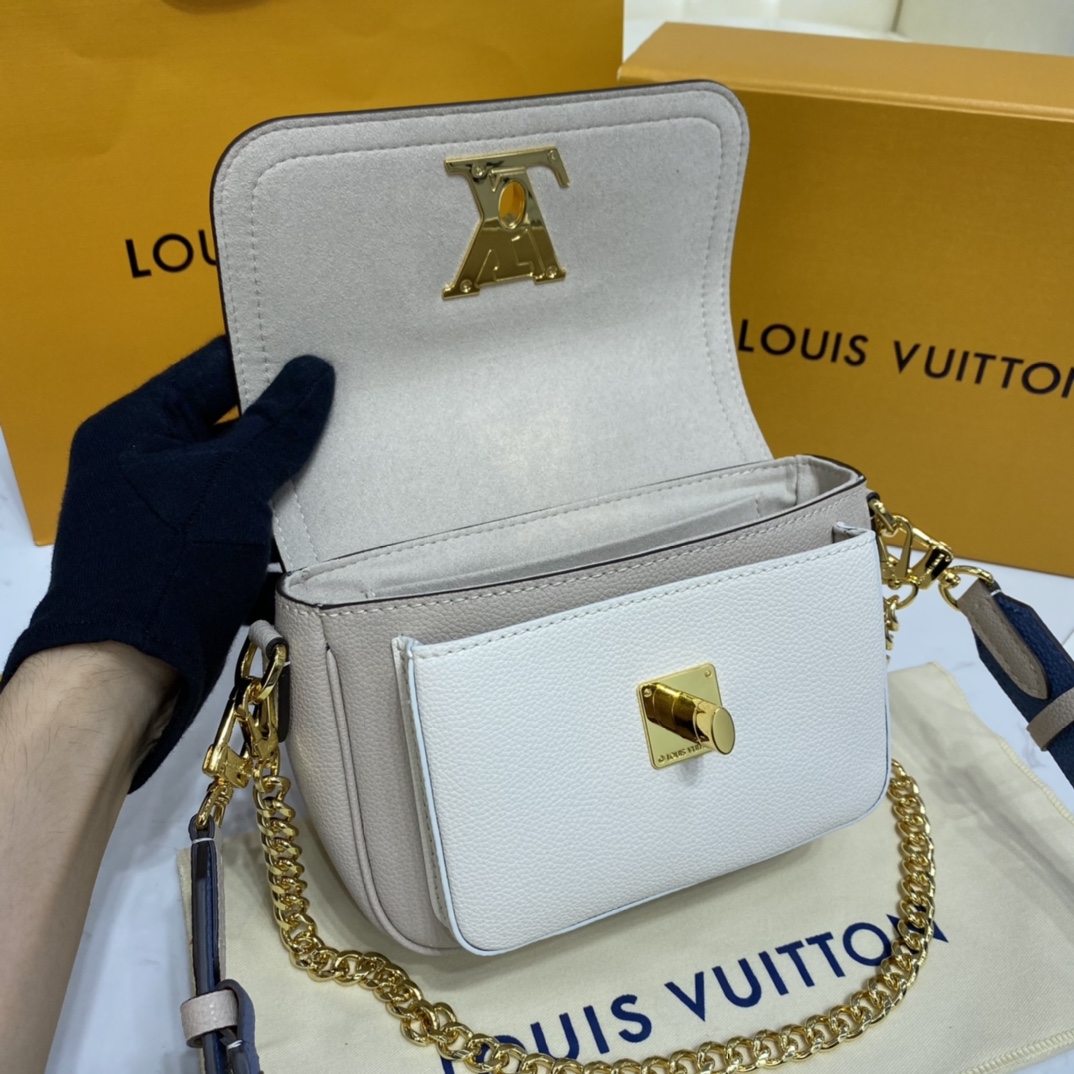 Louis Vuitton LOCKME TENDER Shoudler Bag M58554 Greige